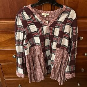 NWT adorable red patchwork asymmetrical bottom v-neck top